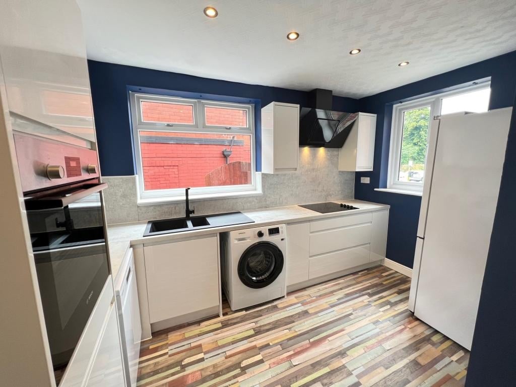 Additional image 2 of 4 Bed Semi-Detached House, Eccles Old Road, M6, N1 7GU