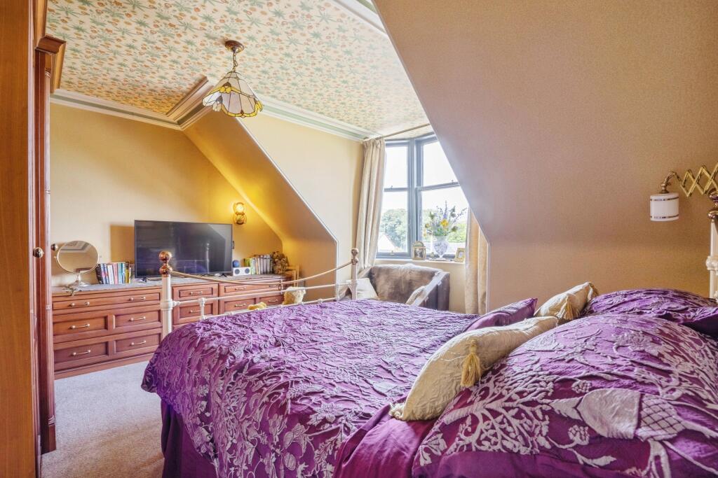 Additional image 10 of Main Street, Hatton, AB42