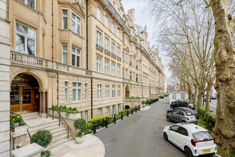 Primary image of Harley House, Marylebone Road NW1