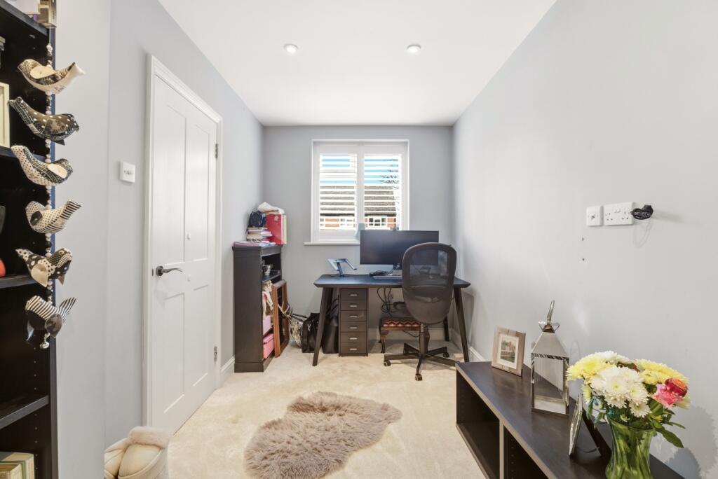 Additional image 8 of Tudor Road, Wheathampstead, St. Albans, Hertfordshire, AL4