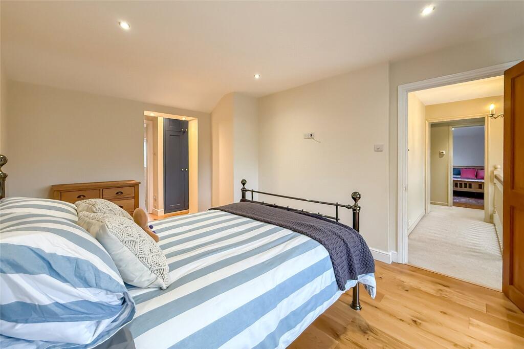 Additional image 24 of Woodland Drive, St. Albans, Hertfordshire, AL4