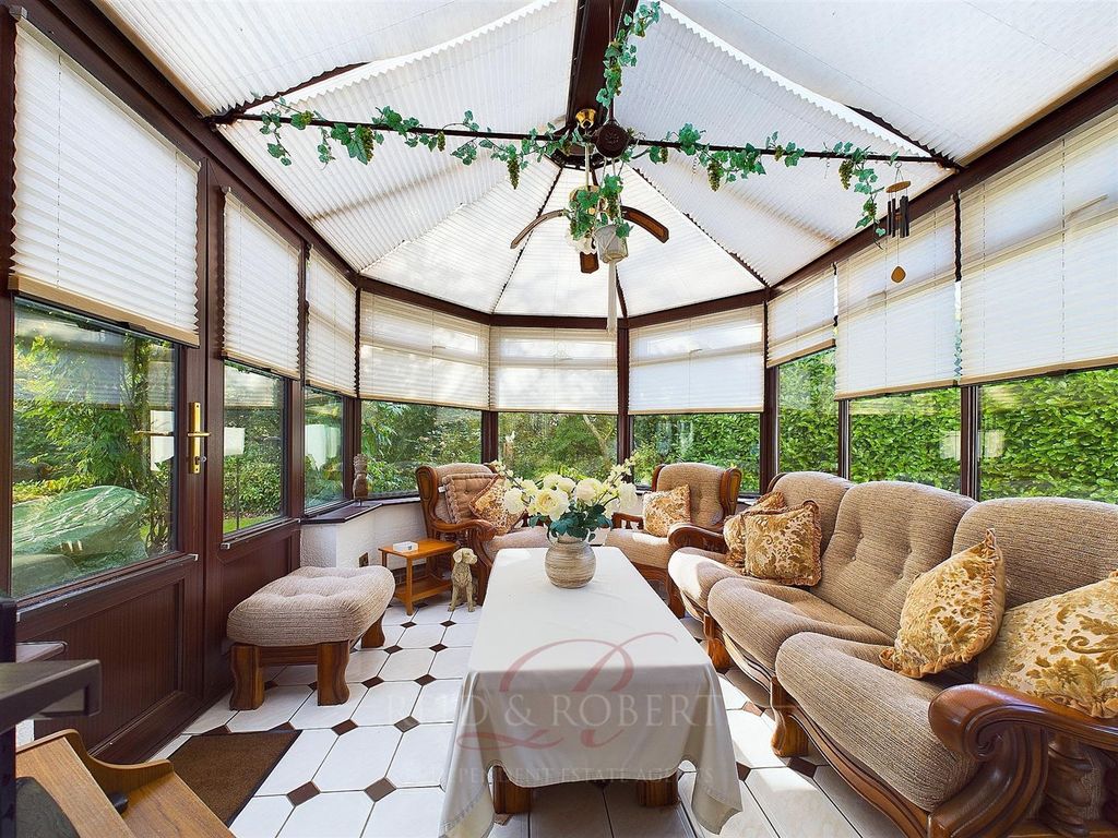 4 bed detached bungalow for saleMonastery Road, Pantasaph CH8 photo 4