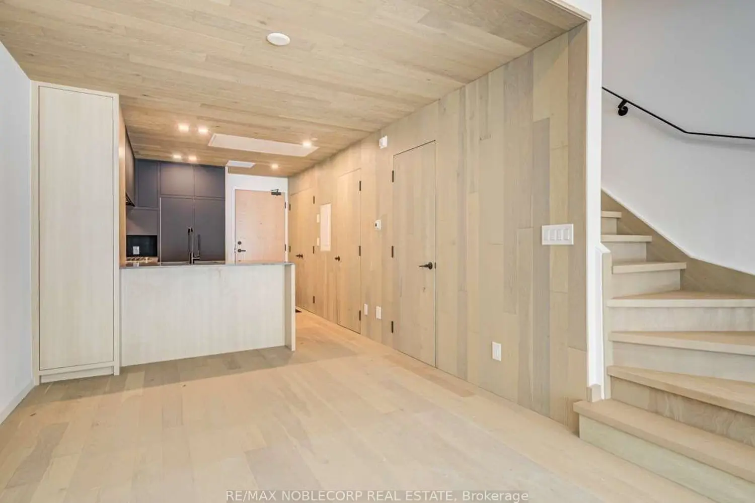 Additional image 6 of 45 Dovercourt Road 102