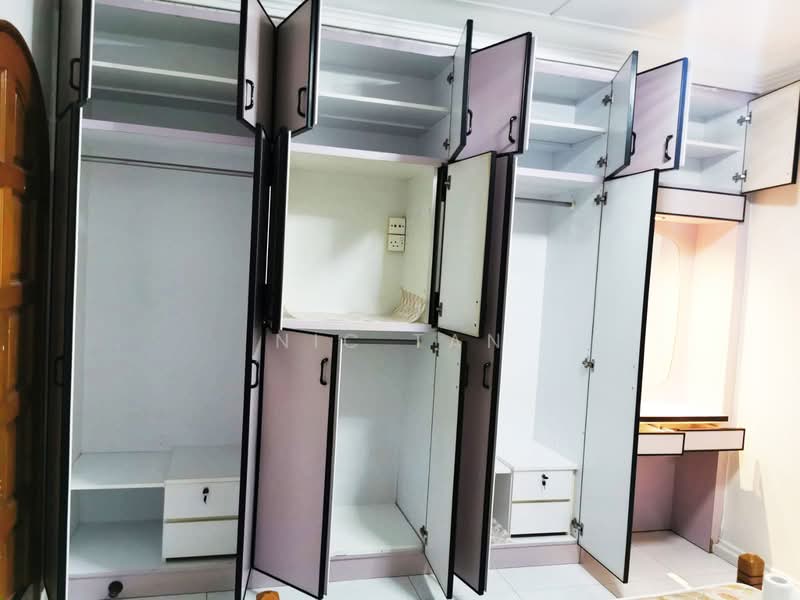 Additional image 2 of 355 Tampines Street 33