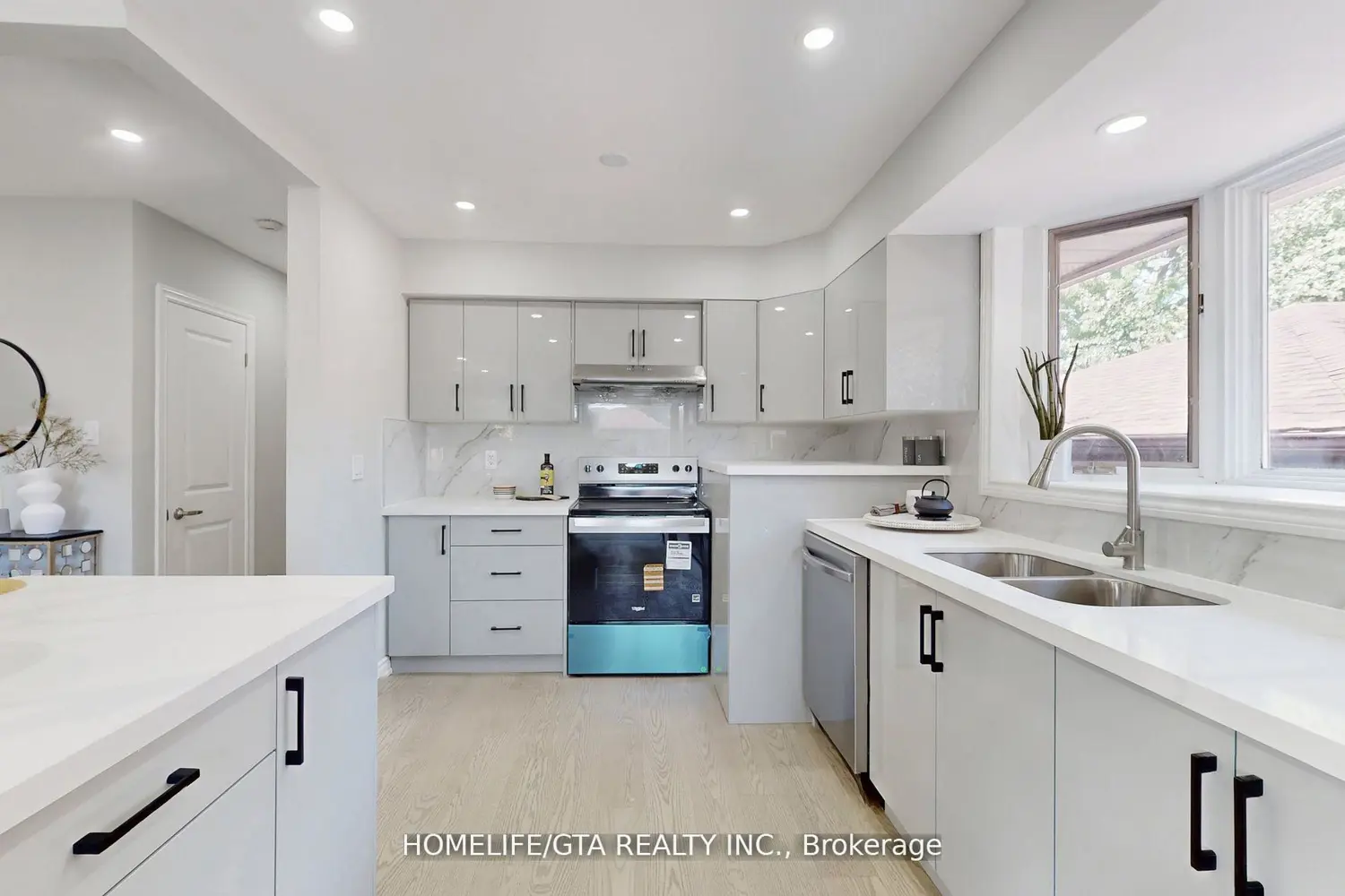 Additional image 4 of 16 Woolwick Drive