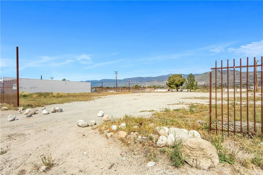Additional image 2 of 27180 5th, Highland, CA 92346