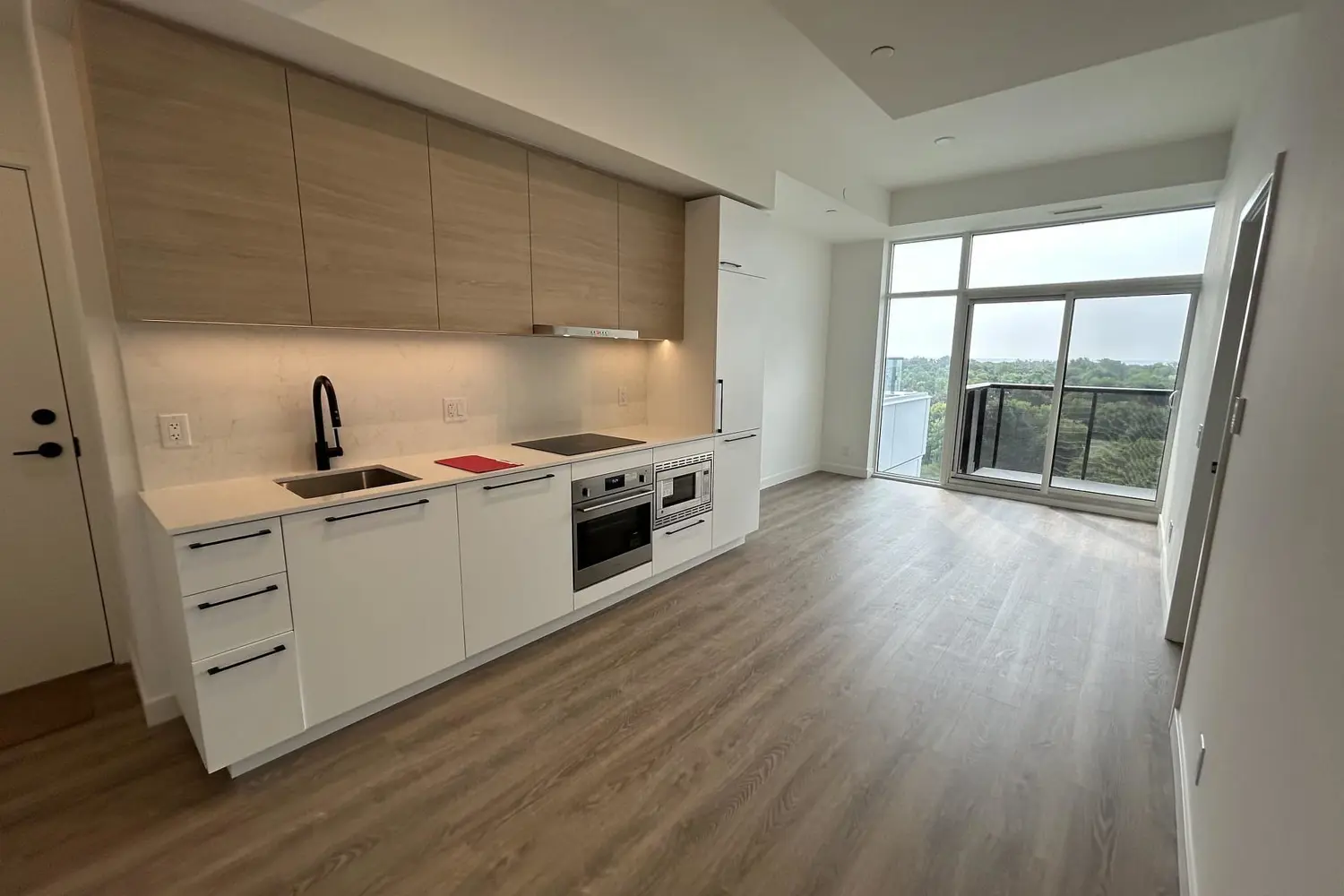 Additional image 2 of 1050 Eastern Avenue 806