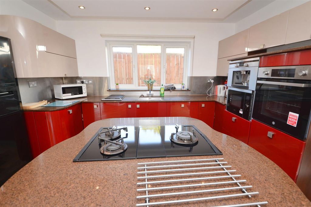 Additional image 8 of 3 bed property for saleBevlin Lane, Saundersfoot SA69