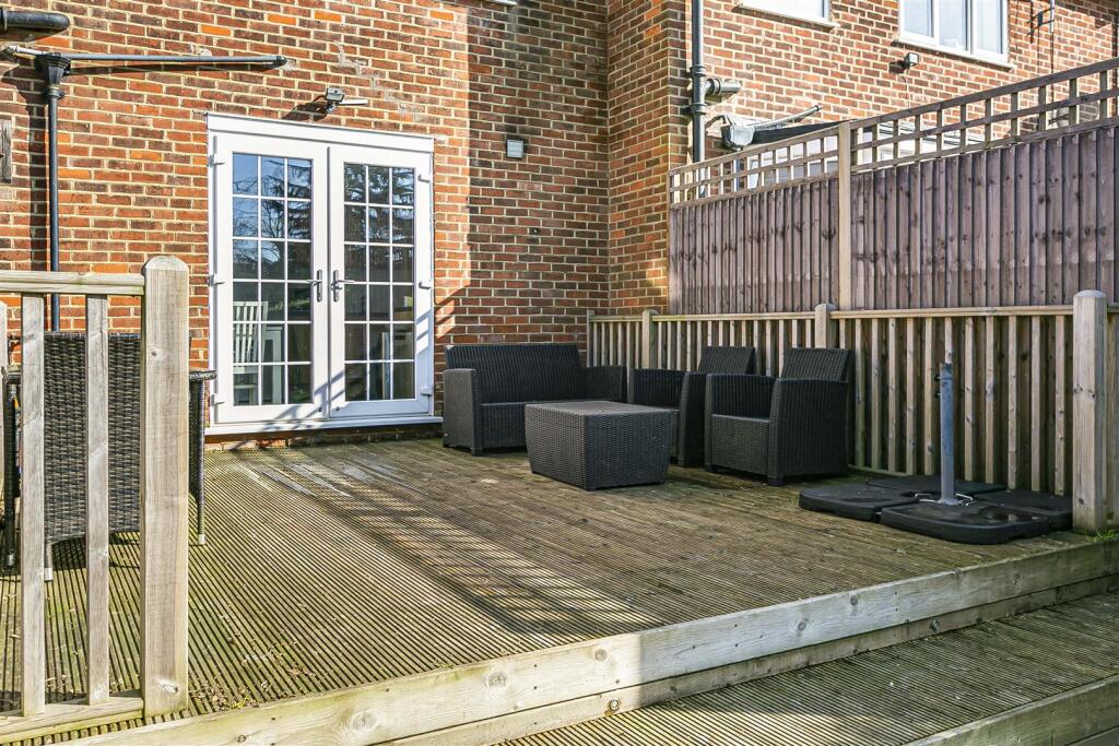 Additional image 12 of Newfields, Welwyn Garden City