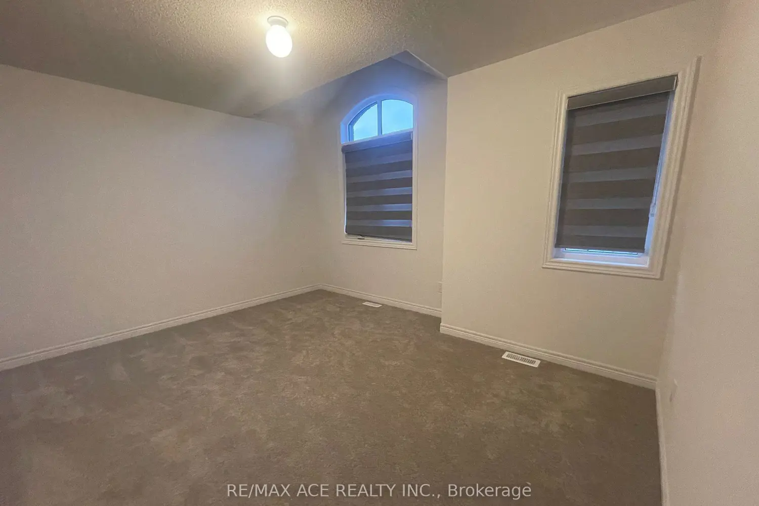 Additional image 6 of 6 Wakefield Boulevard