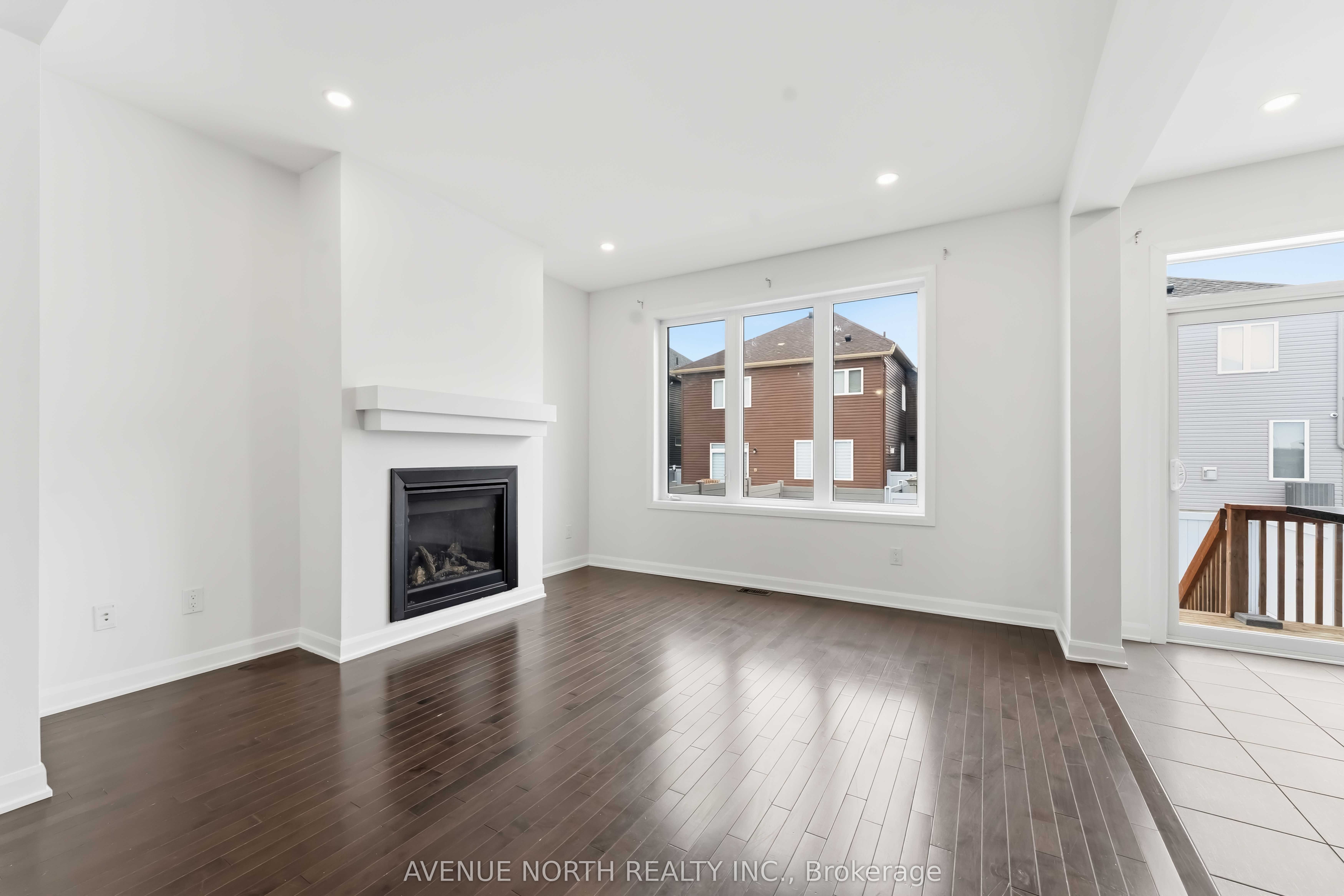 Additional image 5 of 2082 Caltra Crescent, Ottawa, ON, K2J 6V4