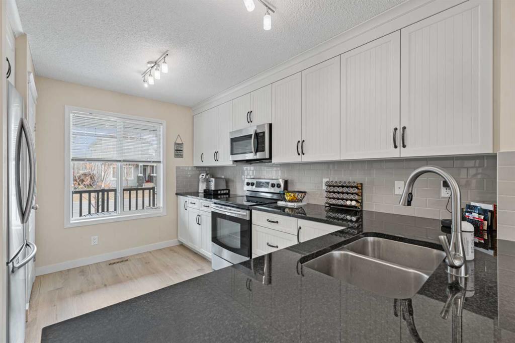 Additional image 5 of 216 Copperpond Parade SE, Calgary, AB, T2Z5B2