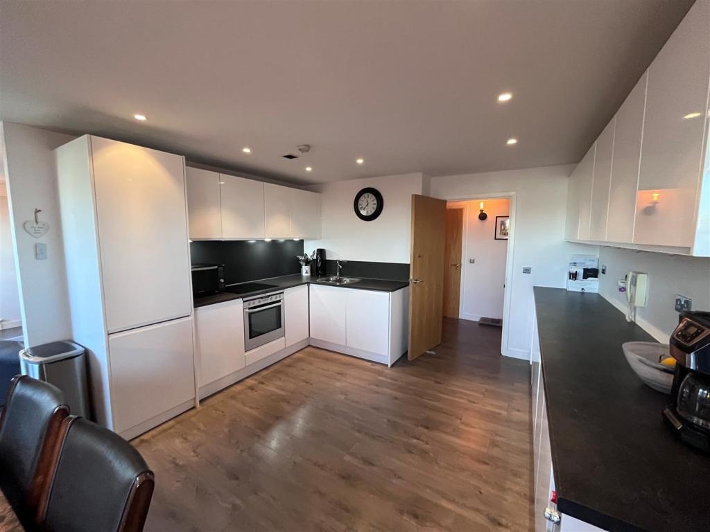 Additional image 16 of 2 Bed Flat, Tempus Tower, M3, N1 7GU