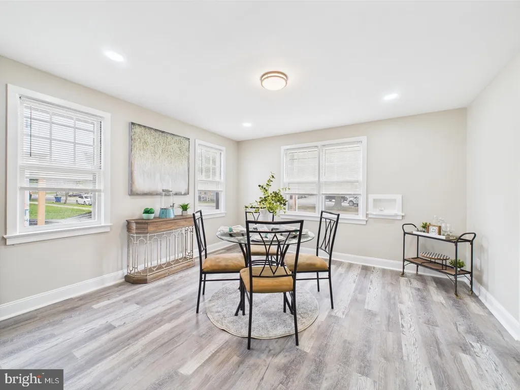 Additional image 17 of 28 S Queen Street, Dover, DE 19904