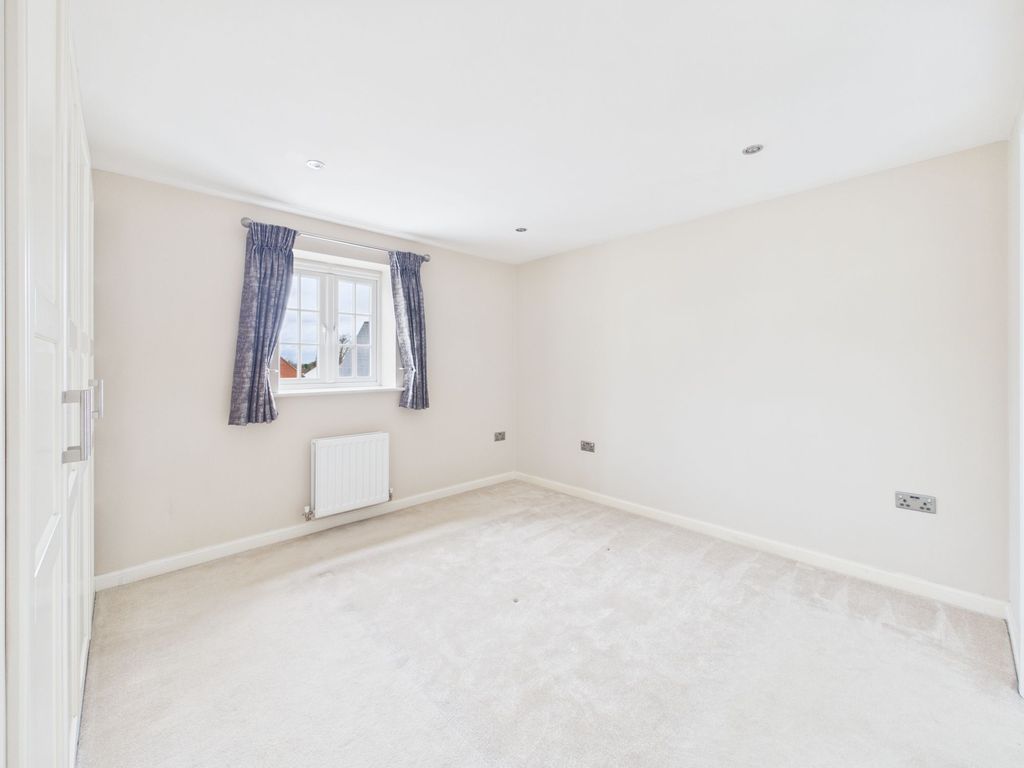 Additional image 13 of 3 bed semi-detached house for saleRoberts Road, Silverstone NN12
