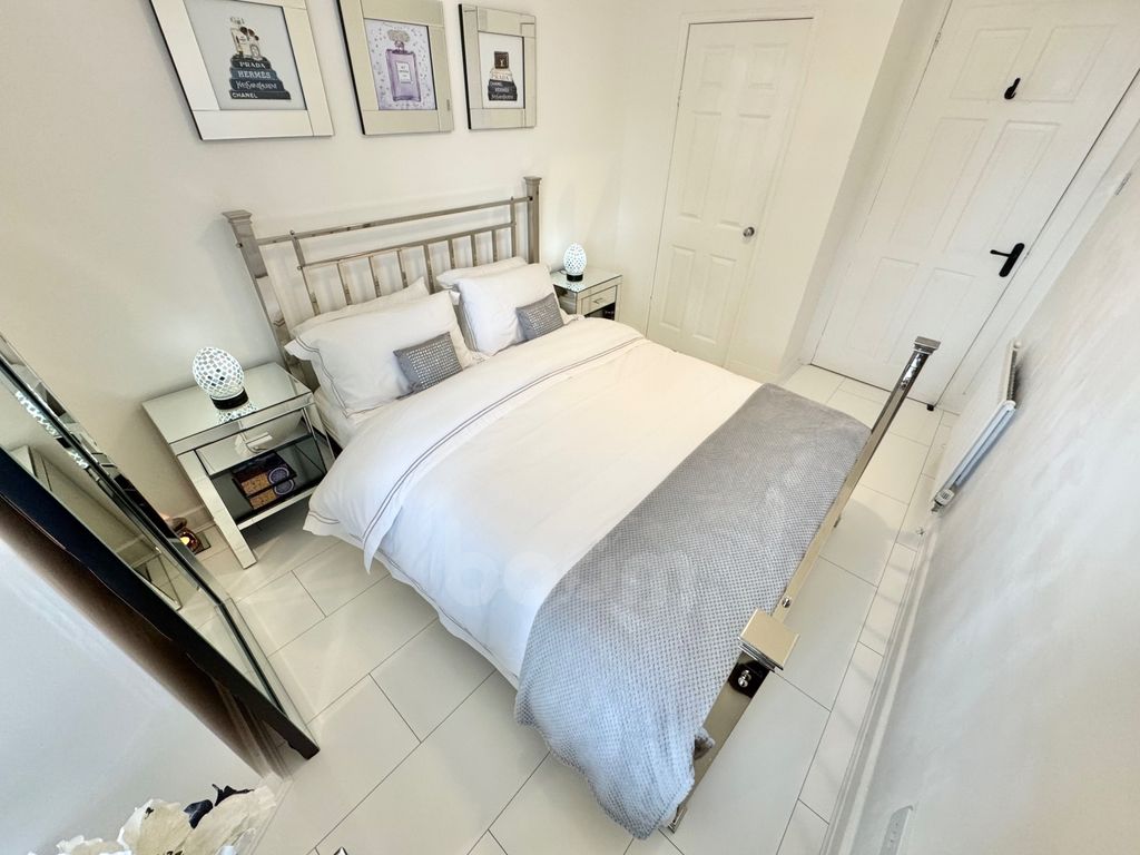 Additional image 16 of 2 bed flat for saleDean Road, Kilbirnie KA25
