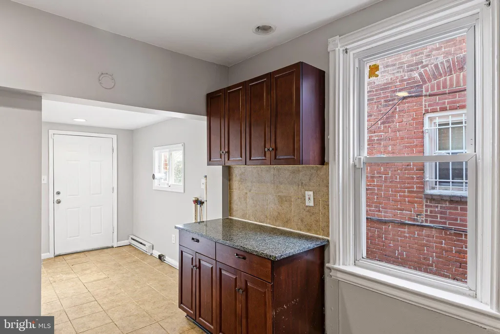 Additional image 8 of 516 E 9th Street, Wilmington, DE 19801