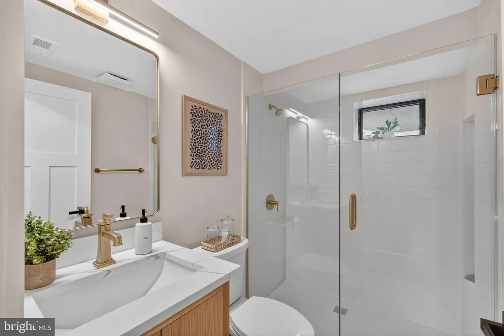 Additional image 39 of 4121 Military Road NW, Washington, DC 20015