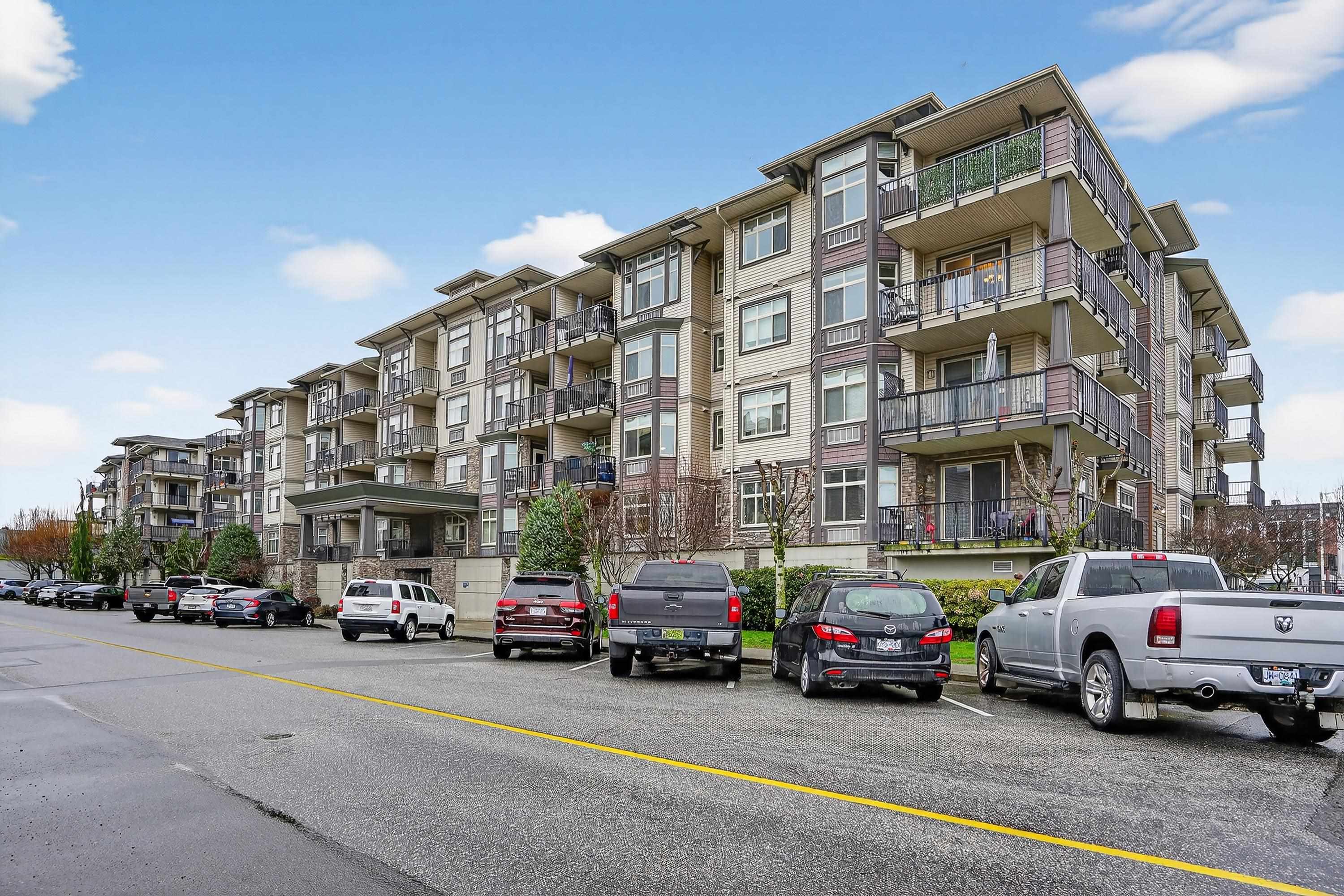 Primary image of 100-45893 Chesterfield Avenue, Chilliwack, BC, V2P 1M5