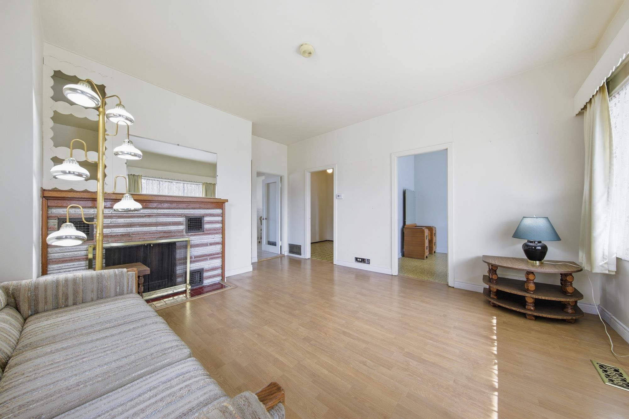 Additional image 3 of 3521 Triumph Street, Vancouver, BC, V5K 1V2