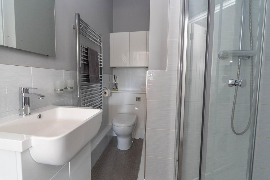 Additional image 15 of 2 bed flat for saleMainsail Yard, Wells-Next-The-Sea NR23