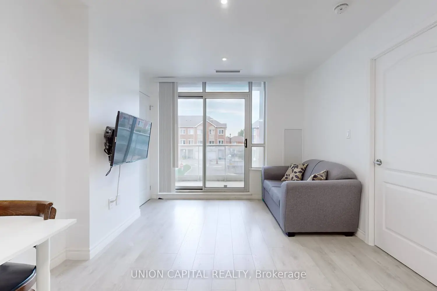 Additional image 6 of 4600 Steeles Avenue 202