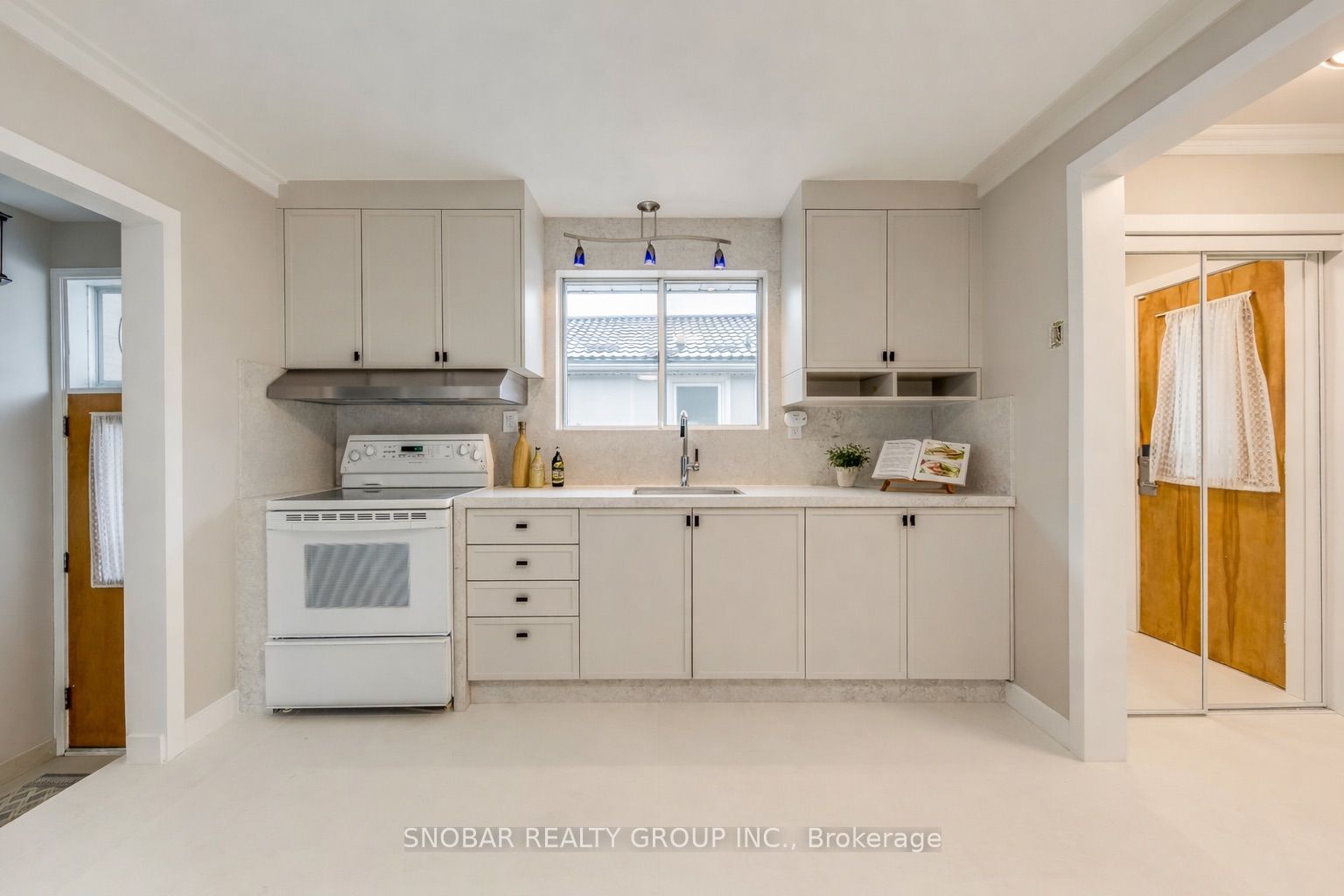 47 Bucksburn Road, Toronto, ON, M9V 3V5 photo 4