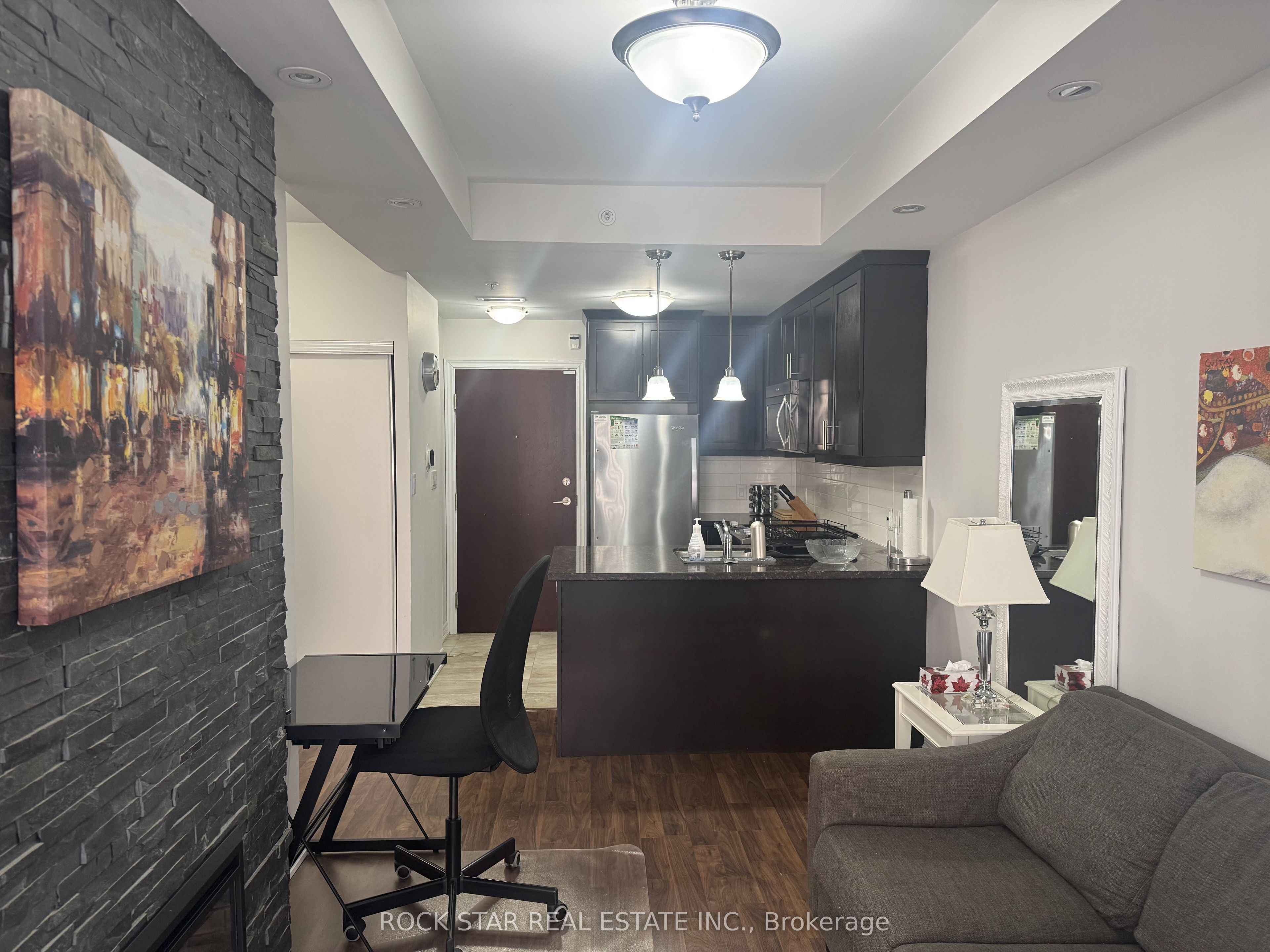 Additional image 3 of 305-73 Washington Avenue, Oakville, ON, L6K 1W5