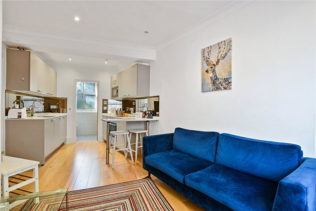1 bed flat for saleRupert Street, Soho W1D