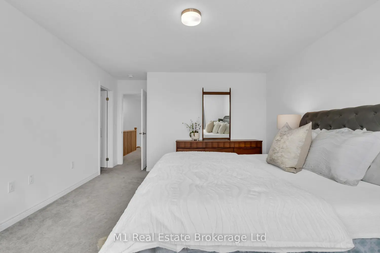 197 Farley Road photo 3