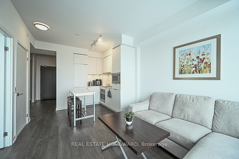 1702-7 Golden Lion Heights, Toronto, ON, M2M 0C1