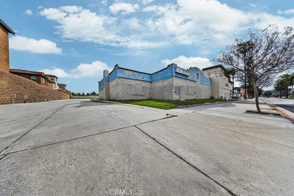 Additional image 2 of 2204 S Garey Avenue, Pomona, CA 91766