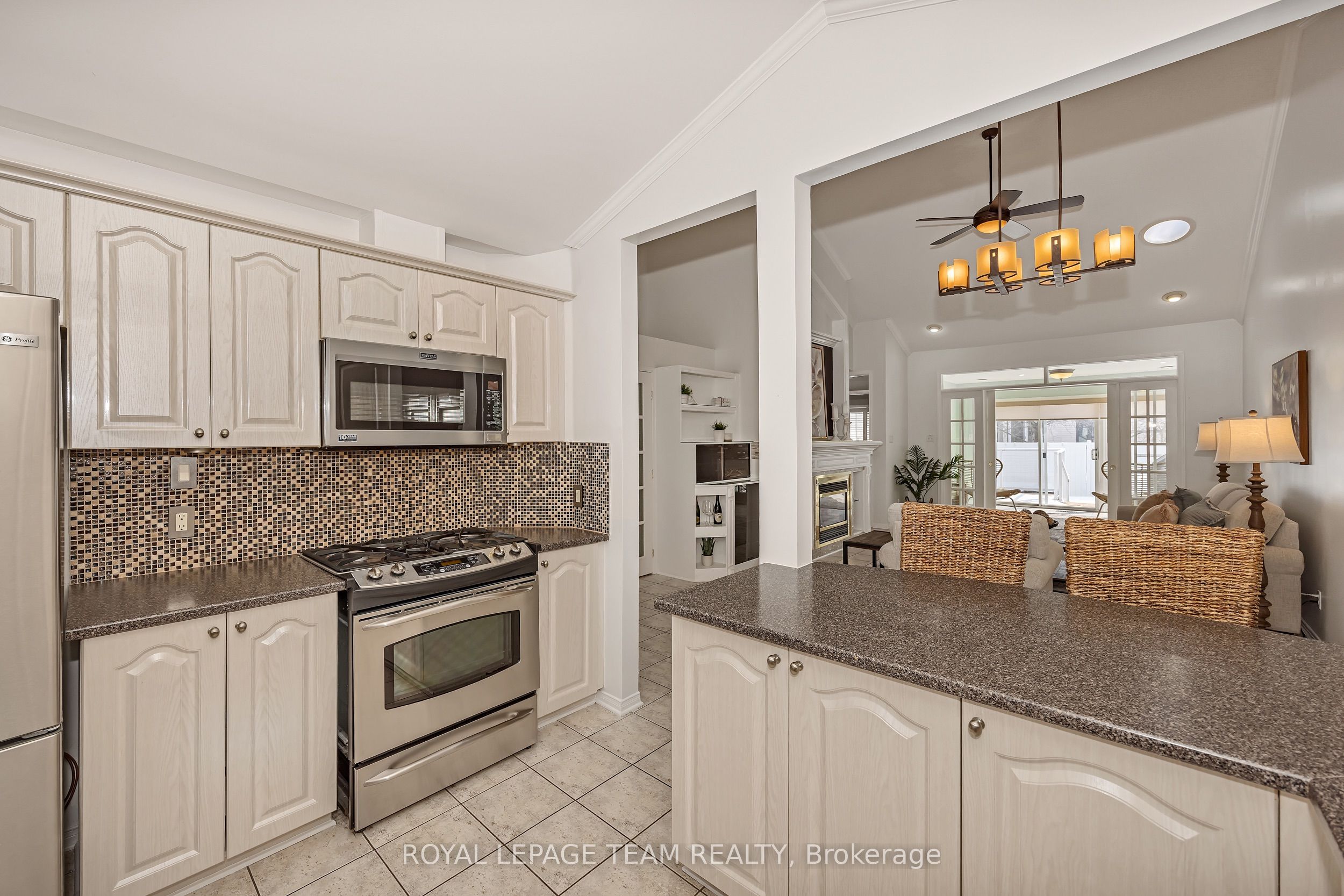 Additional image 4 of 43 Settler's Ridge Way, Ottawa, ON, K2J 4V2