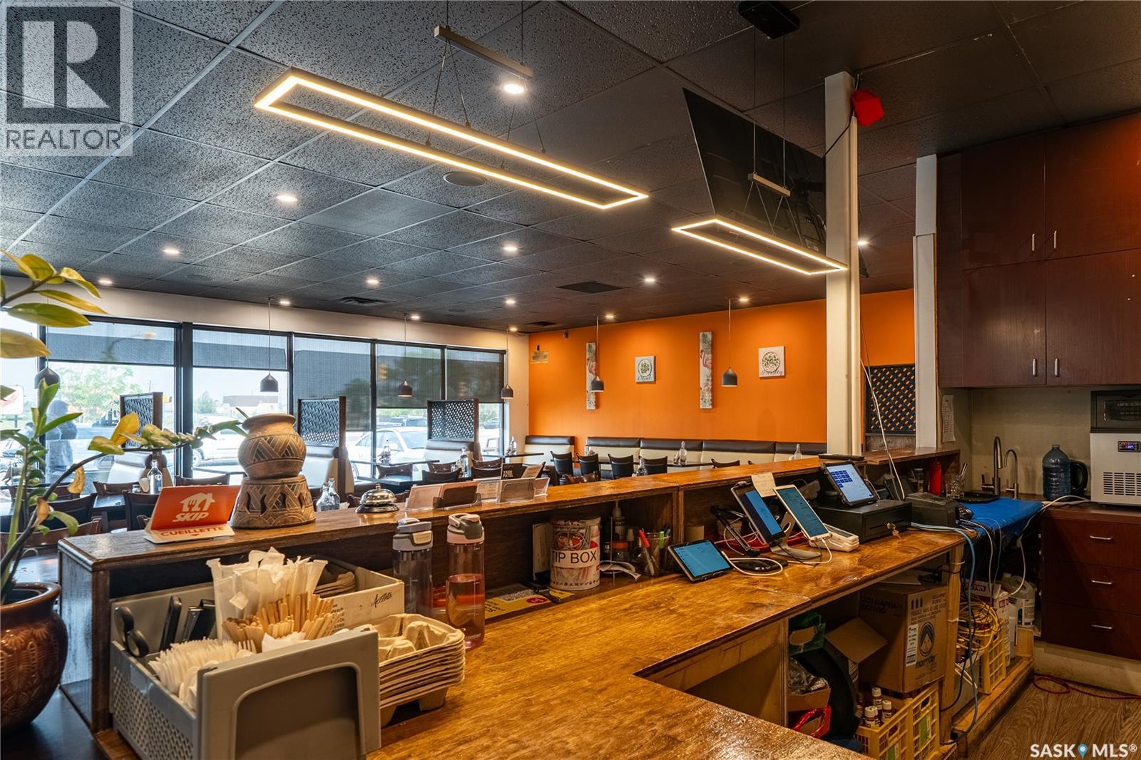 221 Victoria Avenue, Regina, SK, S4N0P4