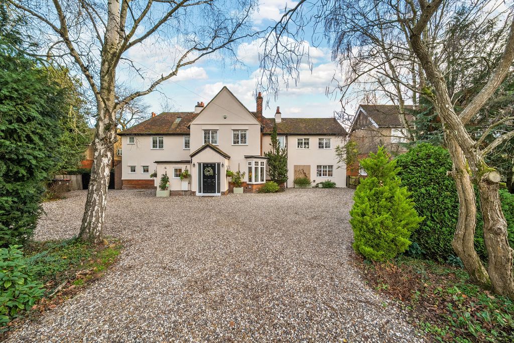 5 bed detached house for saleDay's Lane, Bedford MK40