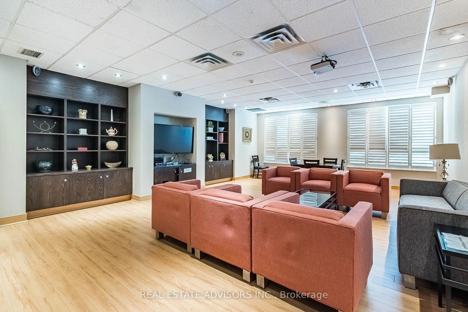 Additional image 14 of 48 Suncrest Boulevard 117