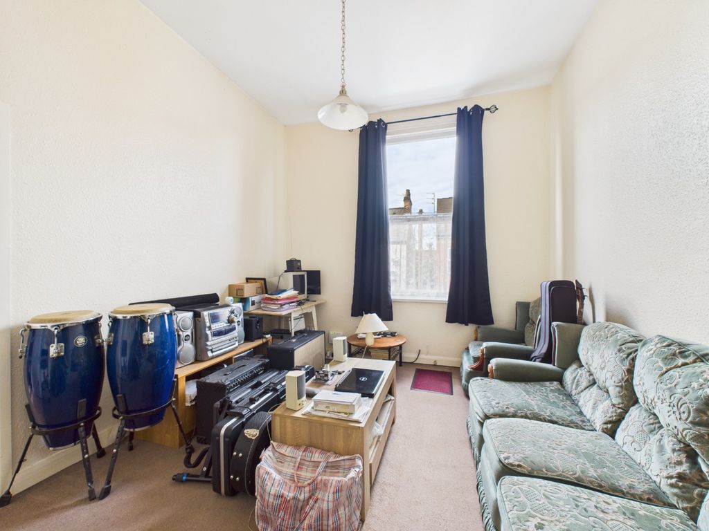 Additional image 11 of 4 bed flat for saleLouis Street, Hull HU3