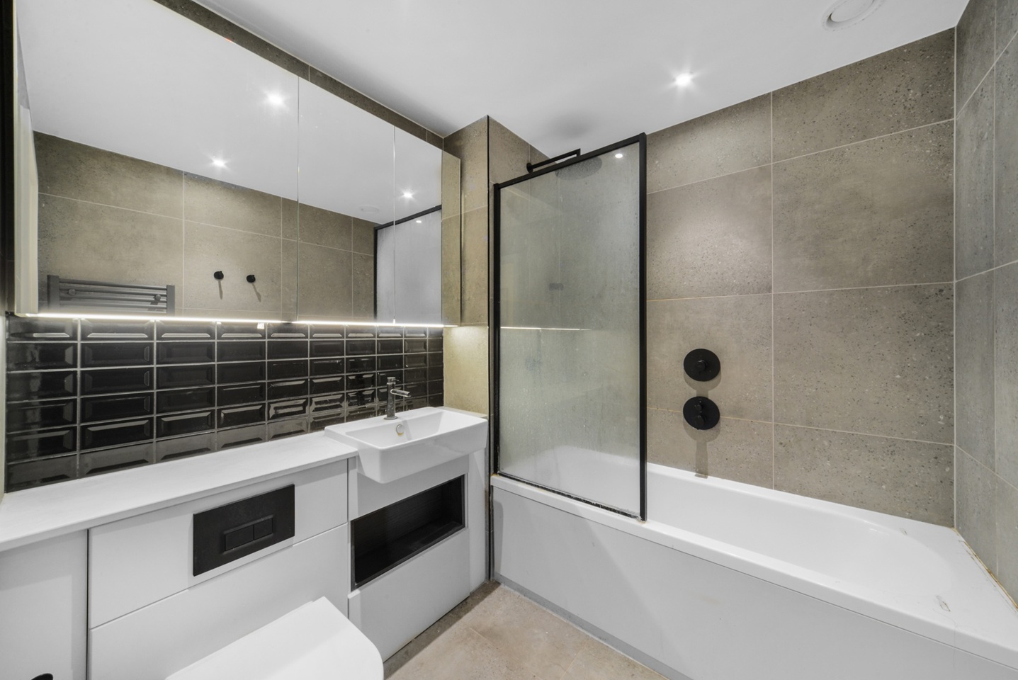 Additional image 9 of 1 Bed Flat, Hewson Way, SE17, N1 7GU