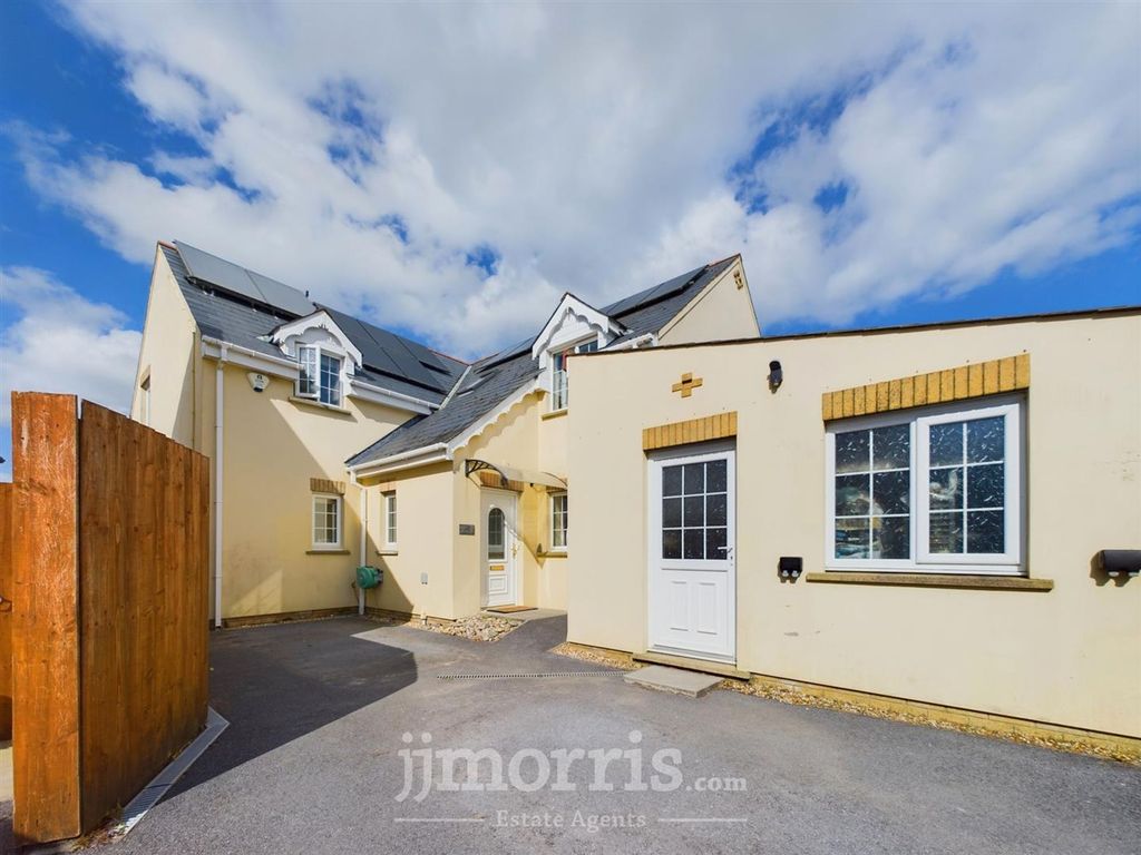 3 bed detached house for saleAshburton Grove, Princes Gate SA67