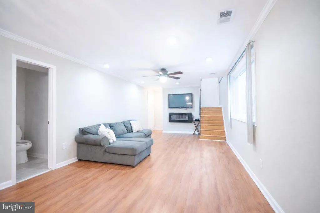 Additional image 6 of 2412 Skyland Place SE, Washington, DC 20020