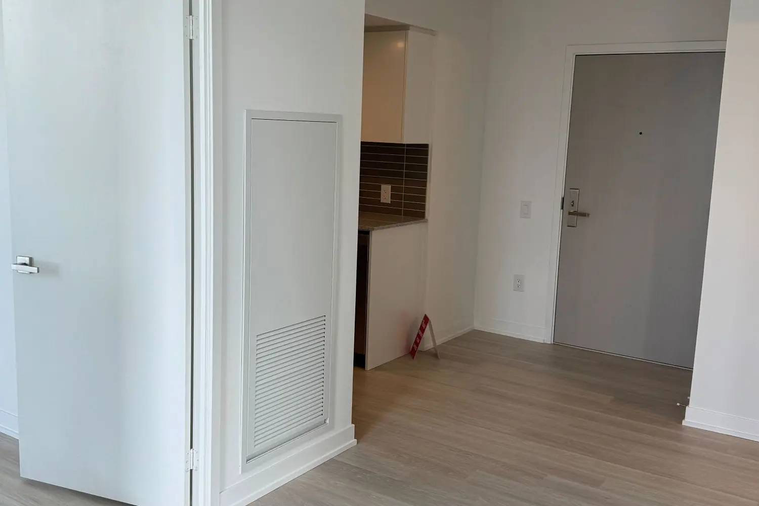 Additional image 13 of 500 Wilson Avenue 1217