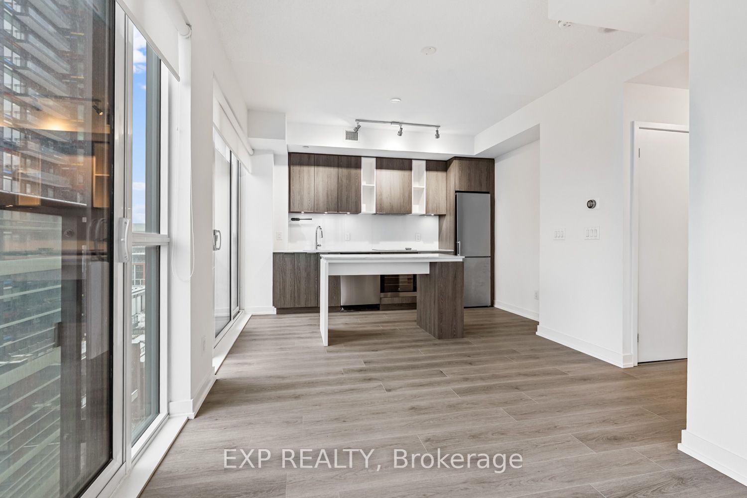 Additional image 2 of 1009-200 Sackville Street, Toronto, ON, M5A 0C4