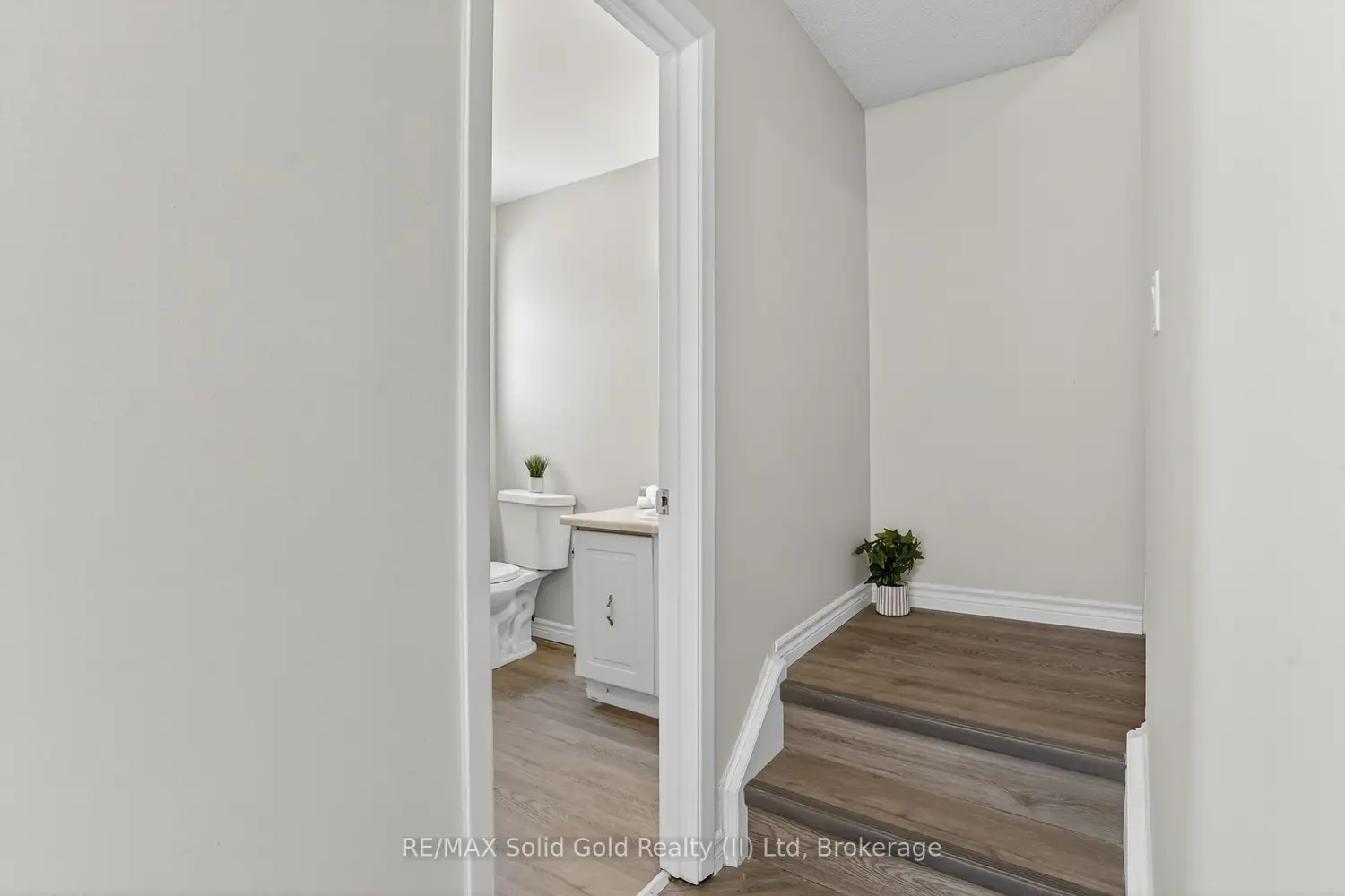 Additional image 5 of 60 Elmsdale Drive 66