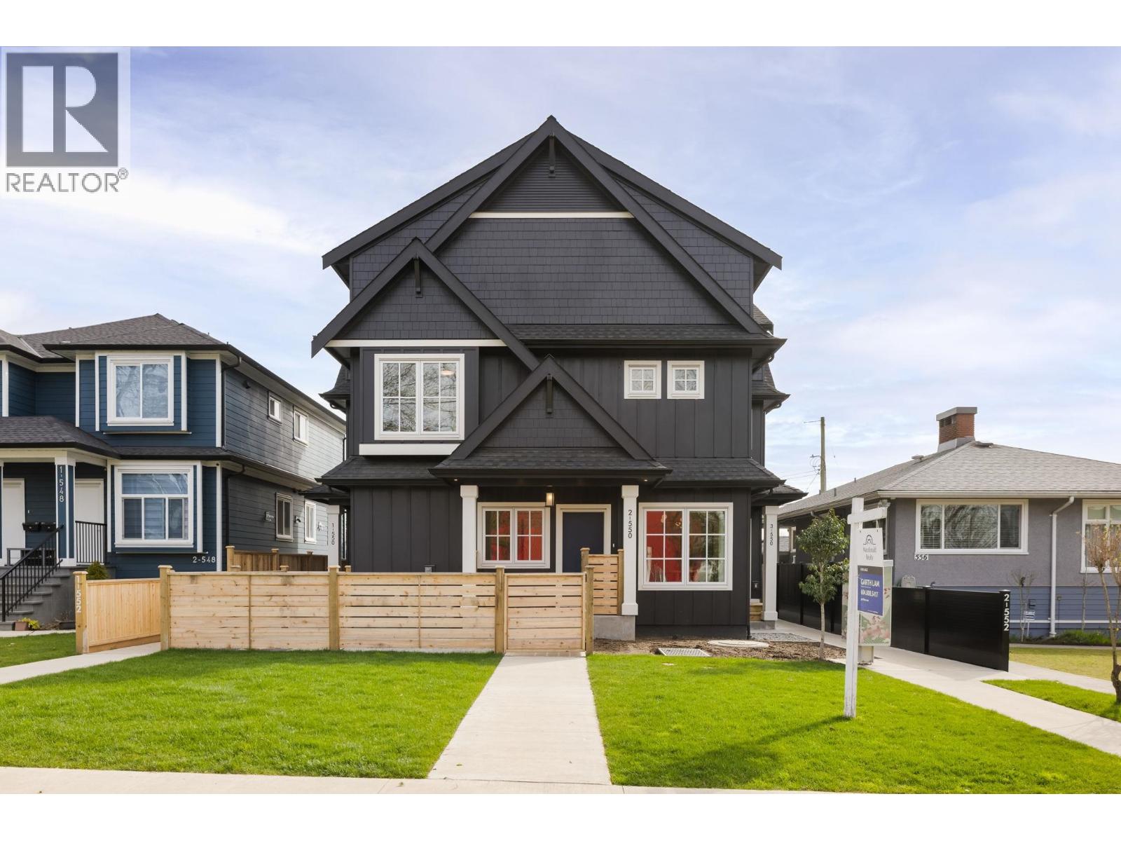 2 550 KASLO STREET