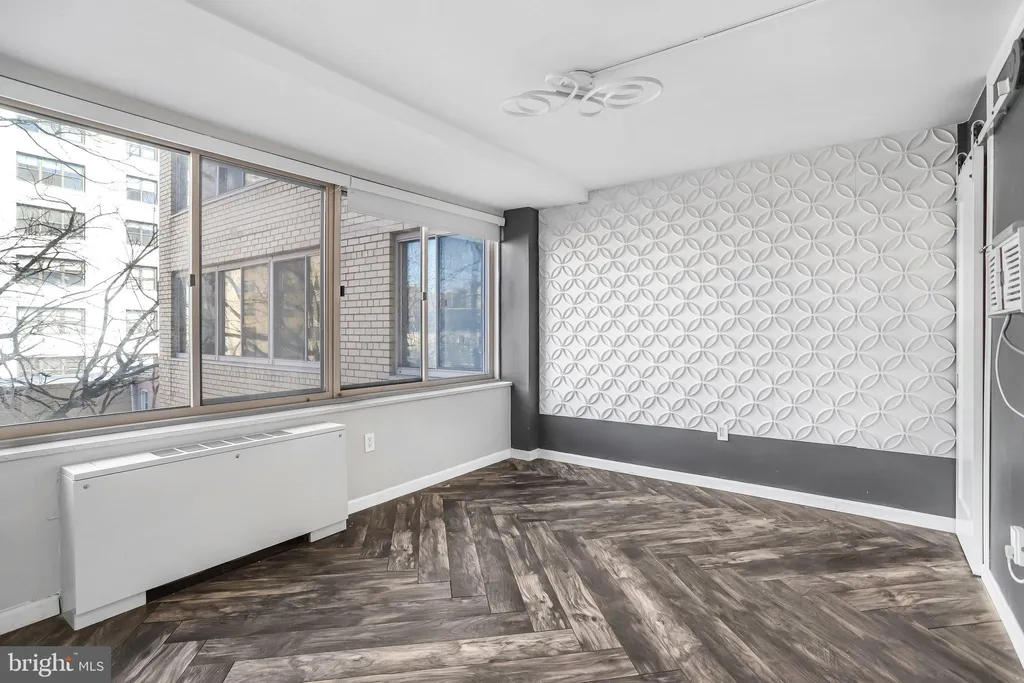 Additional image 24 of 922 24th Street NW Unit 301, Washington, DC 20037