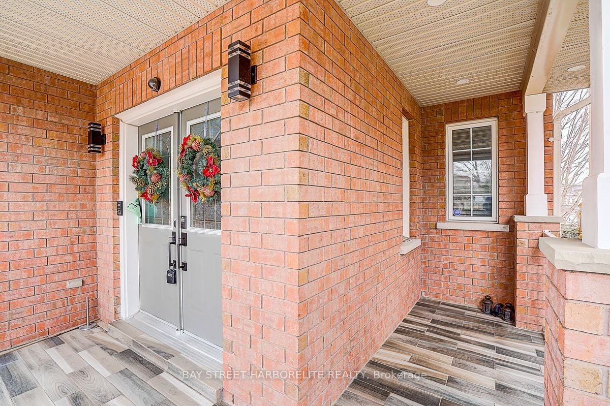 Additional image 2 of 81 Laurendale Avenue, Georgina, ON, L4P 4G3