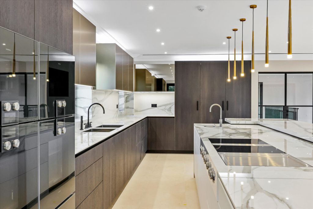 Additional image 19 of 6 bed detached house for saleSovereign View, Charlton Kings, Cheltenham, Gloucestershire GL52