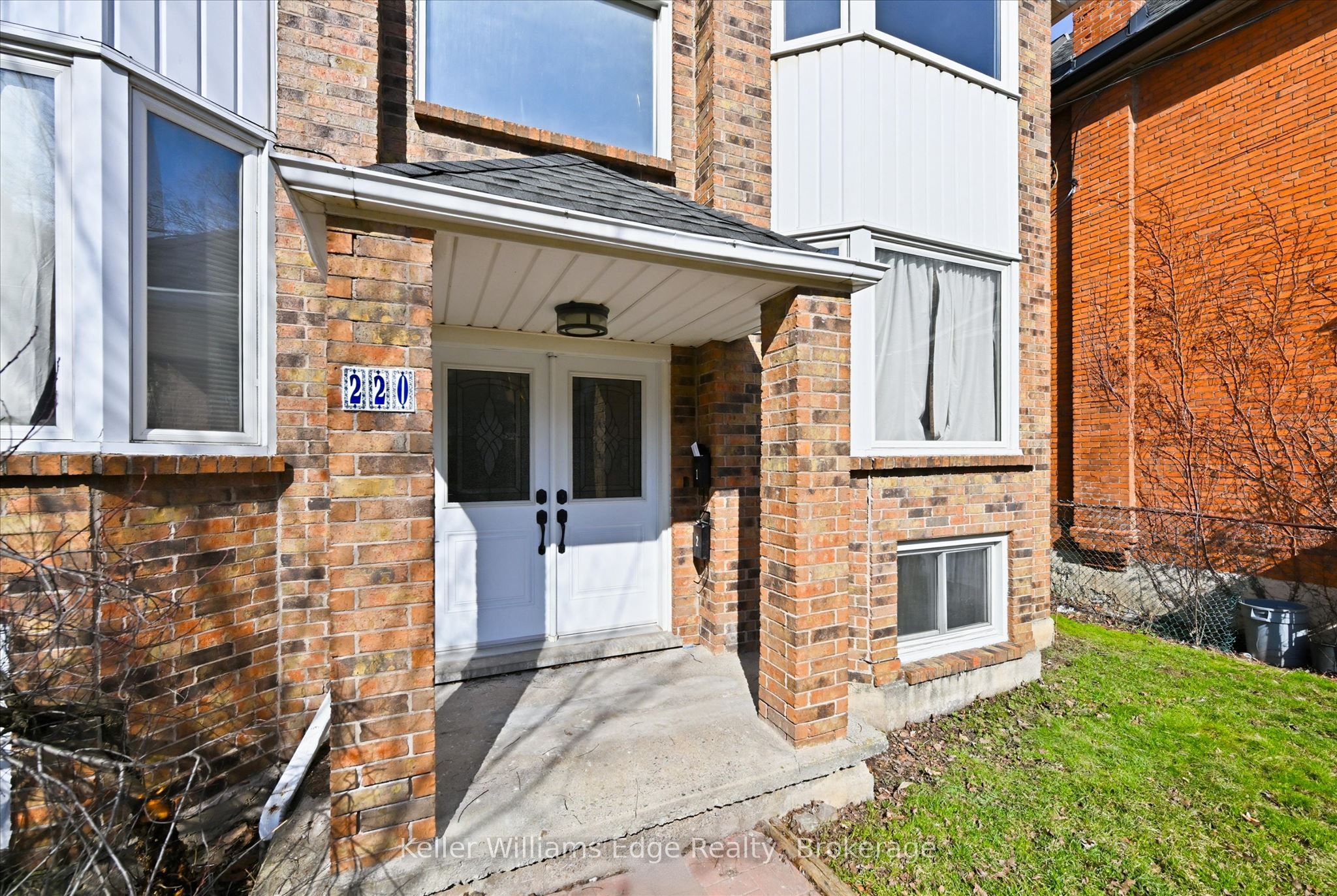 Additional image 3 of 4-220 Caroline Street S, Hamilton, ON, L8P 3L4