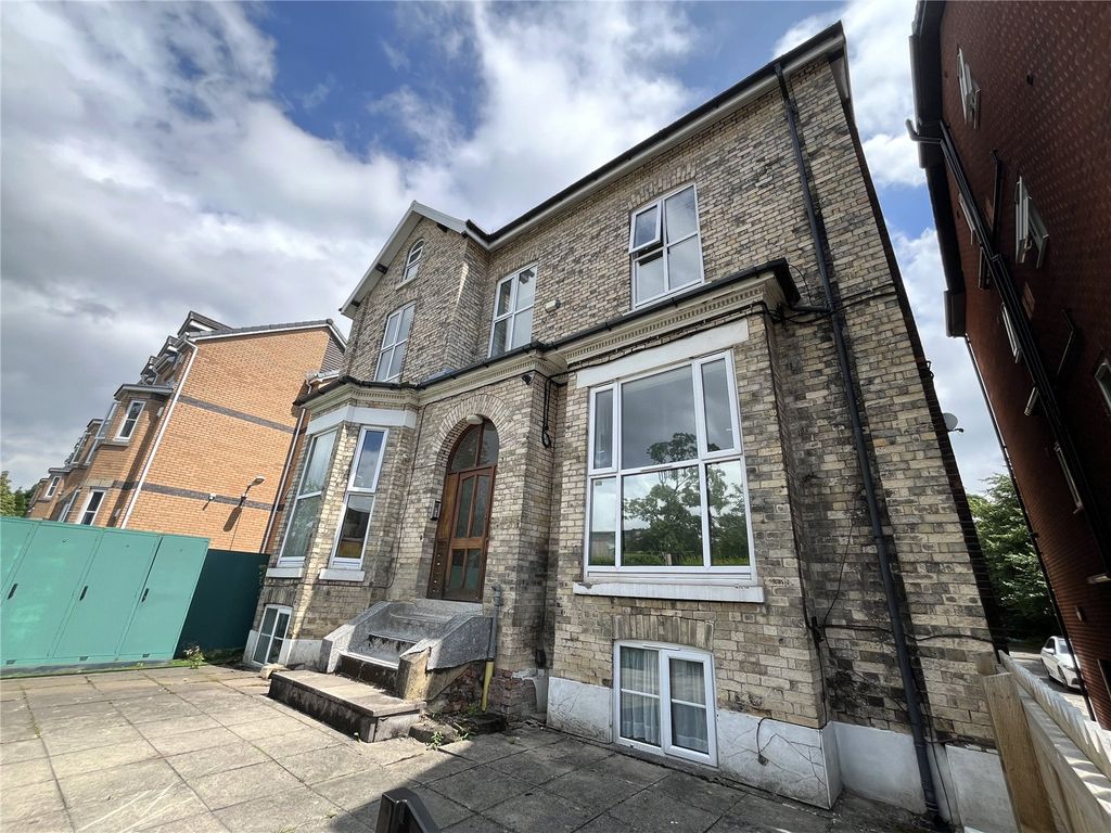 15 bed flat for saleMitford Road, Manchester, Greater Manchester M14
