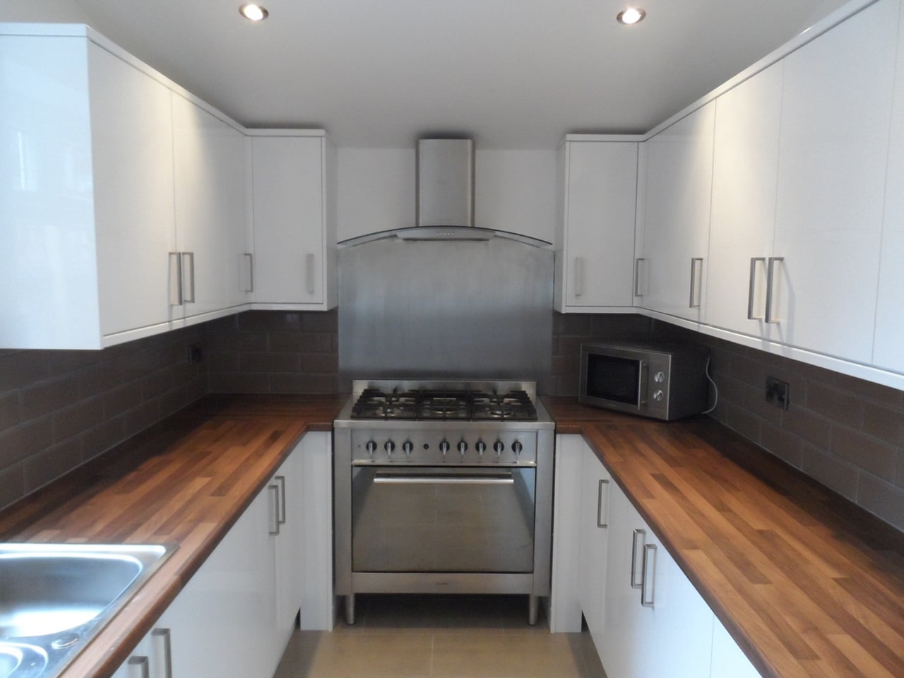 6 Bed Terraced House, Hibbert Street, M14, N1 7GU